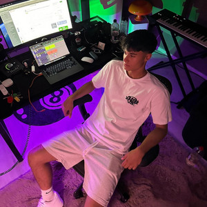 YXNG ALEX - ARFE