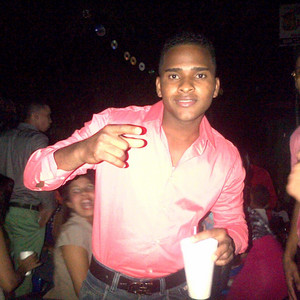 El Menor Tiene Swing by edwin swin