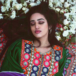 Parwan jan - آهنگ بسیار مست جای دیگر دل باخته یار جانم