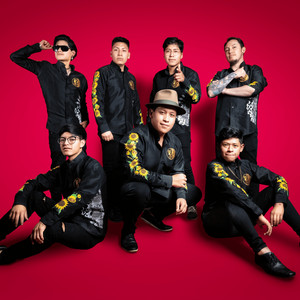 Grupo Stalyn y sus amigos - Engaño de amor (feat. San Andrès Banda)