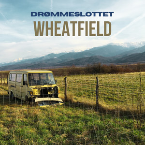 Wheatfield by Drømmeslottet