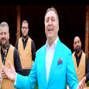 Vali Vijelie - Hai, hai, ca viata trece (feat. Leo de la Rosiori)