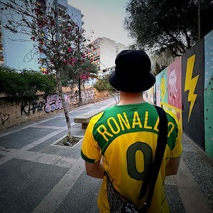 R9 by Po7o