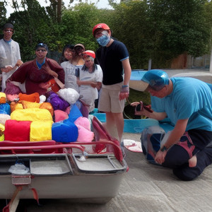 Mr Trevor - Commenter (feat. Kayra, Official Vigro, Charlotte Tee & SLYZER KHONDLO)