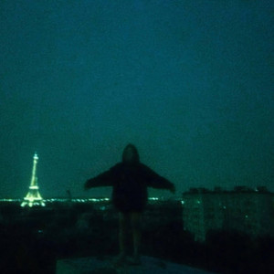 eiffel tower by Vanessa Emili
