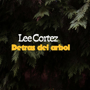 Detras del arbol by Lee Cortez