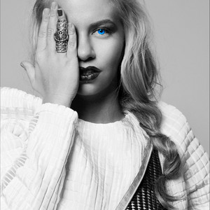 Christine Zadnikar cover