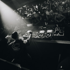 Where Them Girls At - Hardtechno version by BØBUS