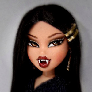Vampira/$avana by Dazz