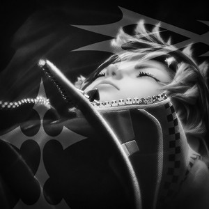 LEAVE HER ON by Murda of Cal, damienfarron, TH3 KXD