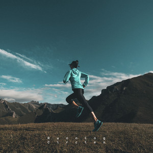 Running Circles by Hans Blu