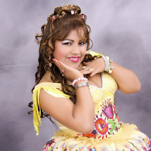 YESSENIA MELYNA - No Puedo Olvidarte (En Vivo)