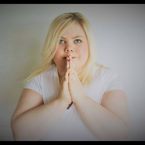 Tinna Björg Traustadóttir - Oops I Did It Again