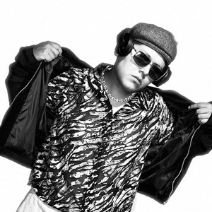 Mi chica grammy by Eric Pablo, DJ GALO, JEYZECK, DAVID LIO