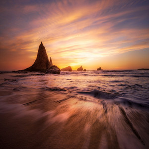 New Beach by Mihan Palaster