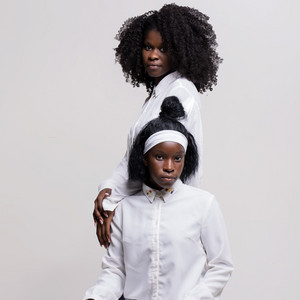 Jussara Muhongo & Elisabeth Muhongo - Eis-me Aqui