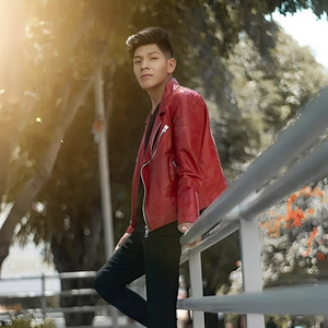 Renny Martinez y Su Grupo Amar T - Yo Quisiera (Un Rapidito)