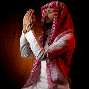 Meed Sudaiss - قل اللهم مالك الملك تؤتي الملك من تشاء وتنـزع الملك ممن تشاء