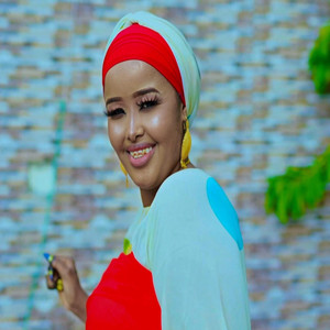 Nadiira Nayruus - Gob Buu Calaf Iigu Dhacay