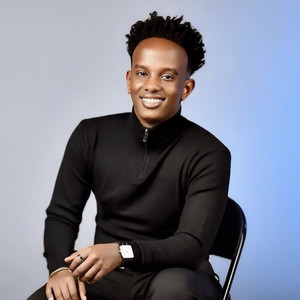 Mustafe kante - Ahoow Qofkaad Ii Ahayd