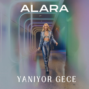 Yanıyor Gece by Alara