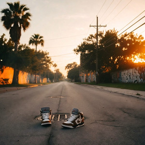 Nothing to gold chain by Kian Kai