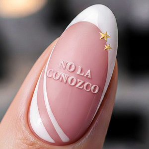 NO LA CONOZCO by LARA