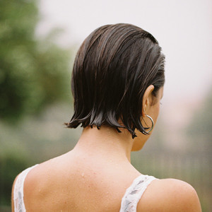 Portada de Barely