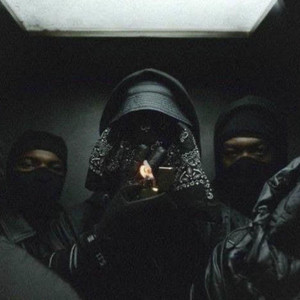 ESTAFA by Baby Problem, Young Rouss, Young Eiby