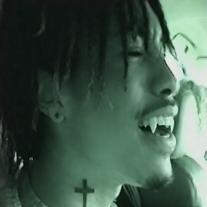 poser - tangled up & tied to the floor