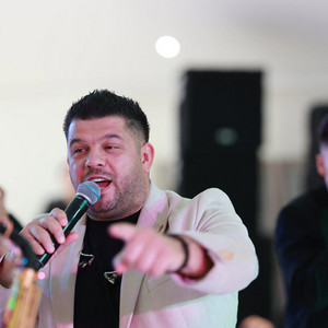 Te port mereu cu mine in gand (Noapte buna puisor) - Live by Alex de la Caracal