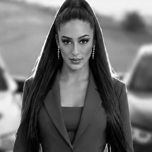 Gitme Kal by Merve Köse