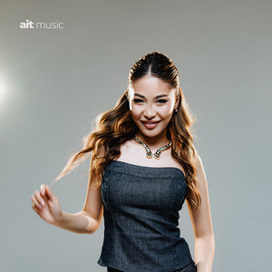 Aruzhan Yessenali - Jaqynda