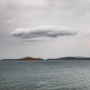 Floating Cloud by Lindbraut