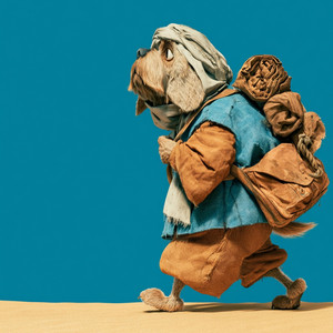 Travel Bug by Harriet Moser