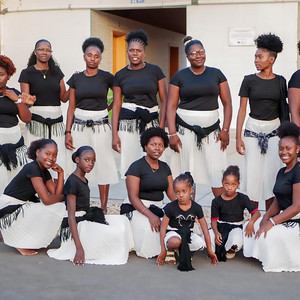 Batucaderas Fidjus Nhu Santo Amaro - Mãe