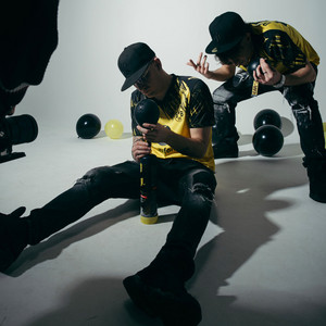 Basti & Naver - WASSUP