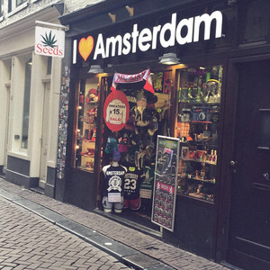 drugs from amsterdam - uptempo by dorftrottel