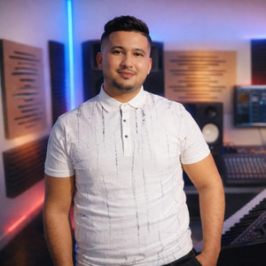 youcefodou - نعشق طاطات (feat. شاب زينو جابوني)