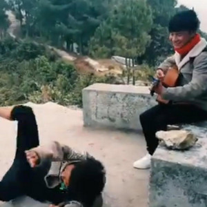 Bhakta Pradhan - Ea Ni Lai Lai Bhanjyang Chautari