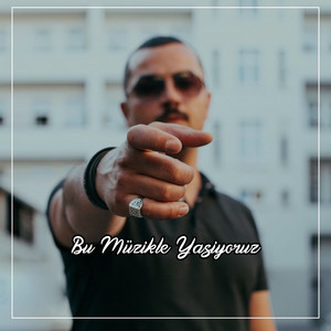 Bu Müzikle Yaşıyoruz by Beratsyex