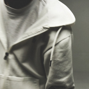 w obieg by MFG