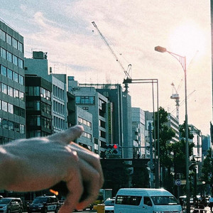 おくれた光 by life crown