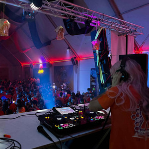 Pona / Candy - Candy (Escopitos 2024)