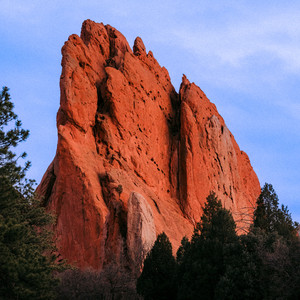 red rocks by swiftly, Hazue