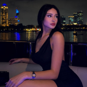 Dream Out Loud (Deep House) by 18 Beats