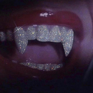 Skuddabandz - Rihanna