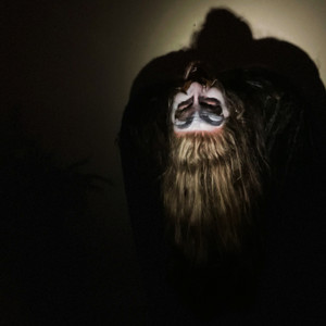 fully rely on grotesque