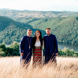 Florin Fiscuci - Pune Maică pace-n lume