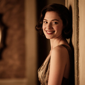 Behind Her Smile by OKTARI VANLEK 7VP